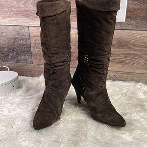 Predictions Ladies Leather Heeled Calf High Boots, Size 7 1/2M, Brown